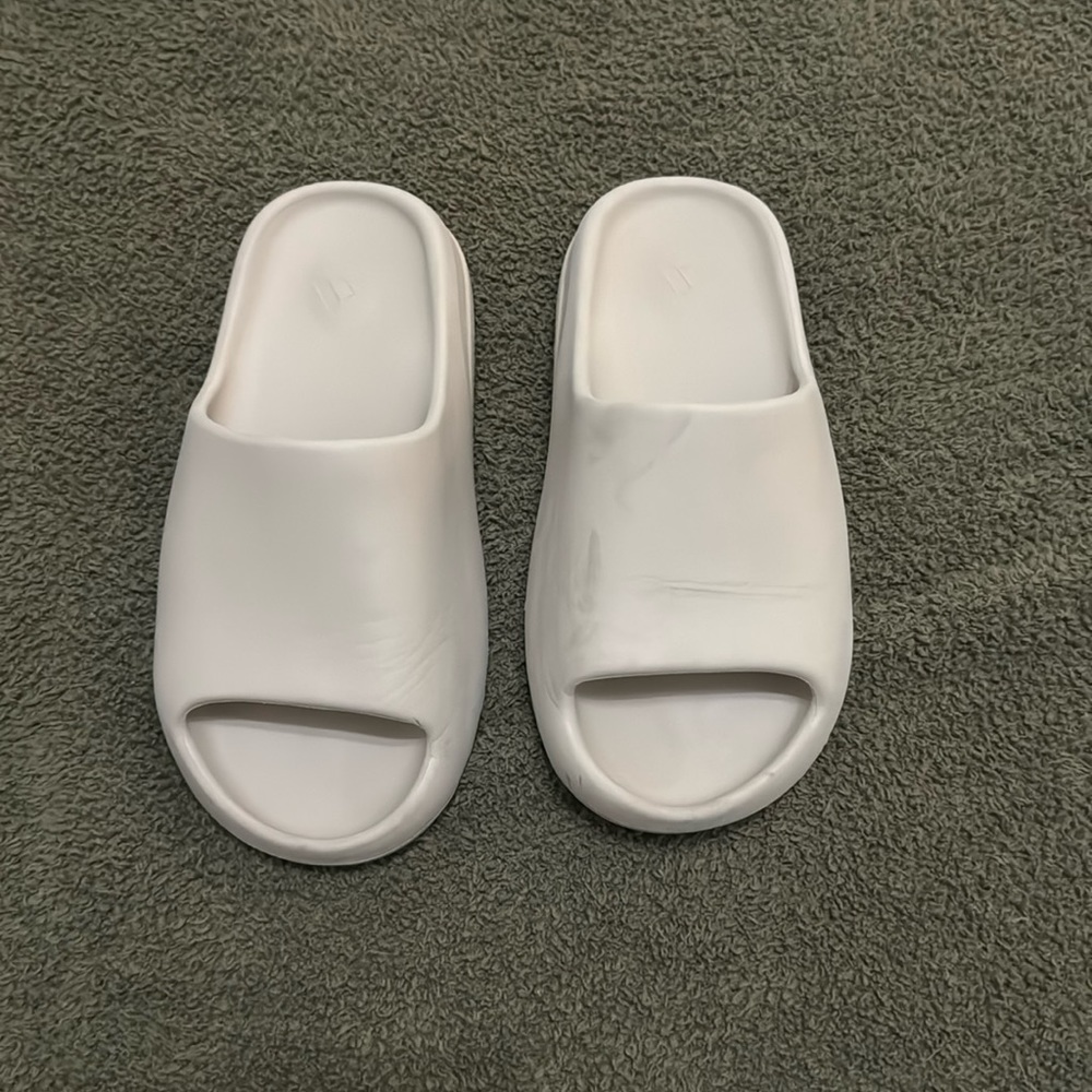 Yeezy Slides